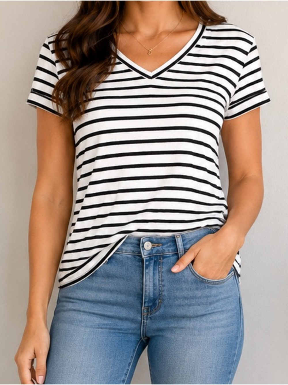 B&w striped tee